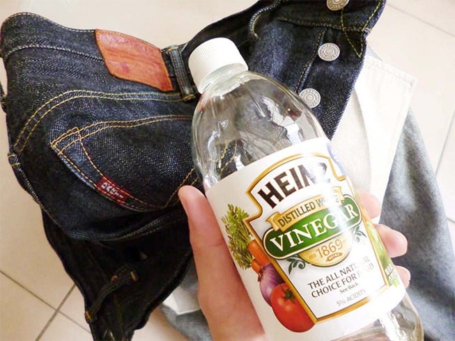 vinegar wash for dark jeans