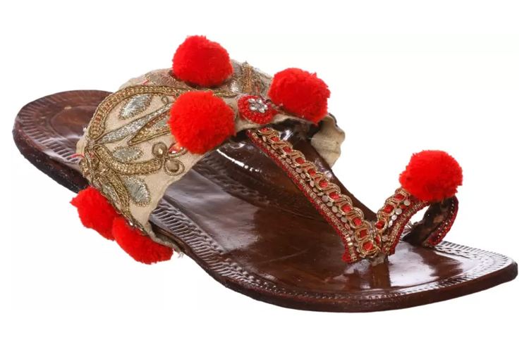 flipkart leather slippers