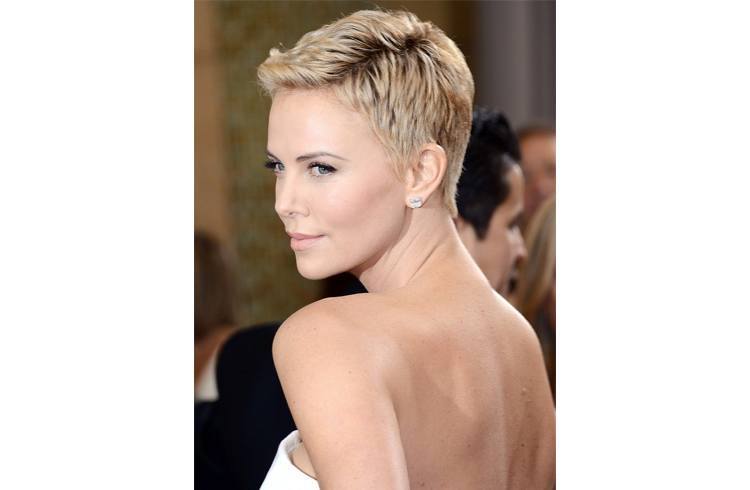 15 Celebrity Hairstyles To Slim Down Your Fat Face