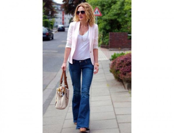 10 Different Ways to Wear Jeans to Work