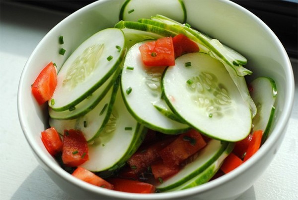 Use Cucumber For Weight Loss And Flush Away Those Fat Cells This Winter