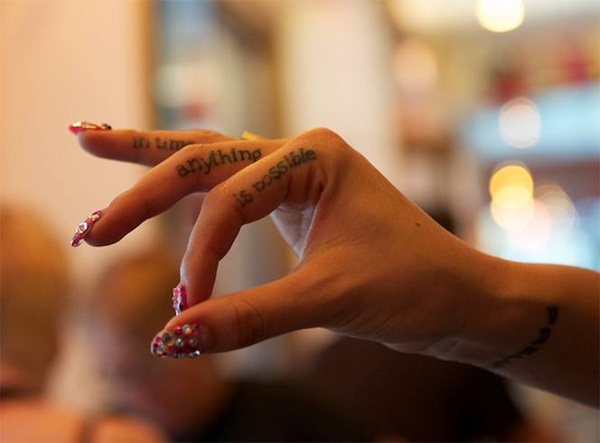 30 Finger Tattoos You Would Love To Flaunt