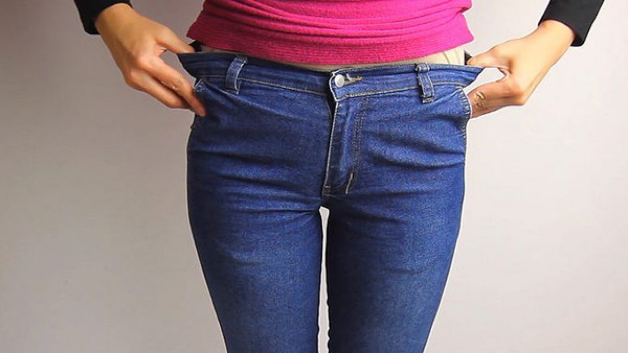 Растянутые джинсы