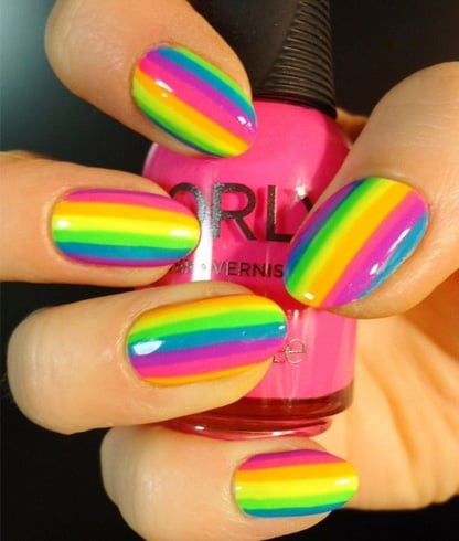 How To Create A Simple Striped Nail Art At Home