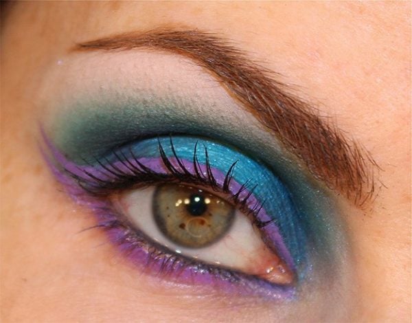 Choose Your Eye Makeup Based On Your Zodiac Signs