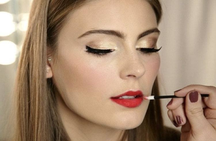 Top 5 Makeup Looks for a Red Dress | GlamCorner | GlamCorner Blog