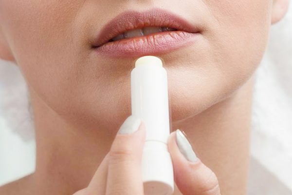 20 Best Lip Balm For Dark Lips 