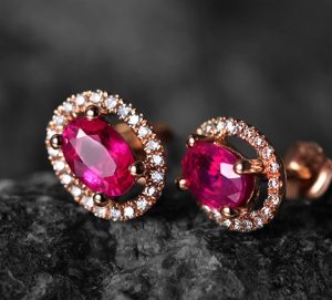 Ravishing Ruby Gemstone - Fashion Guide On How To Style Ruby Jewelry